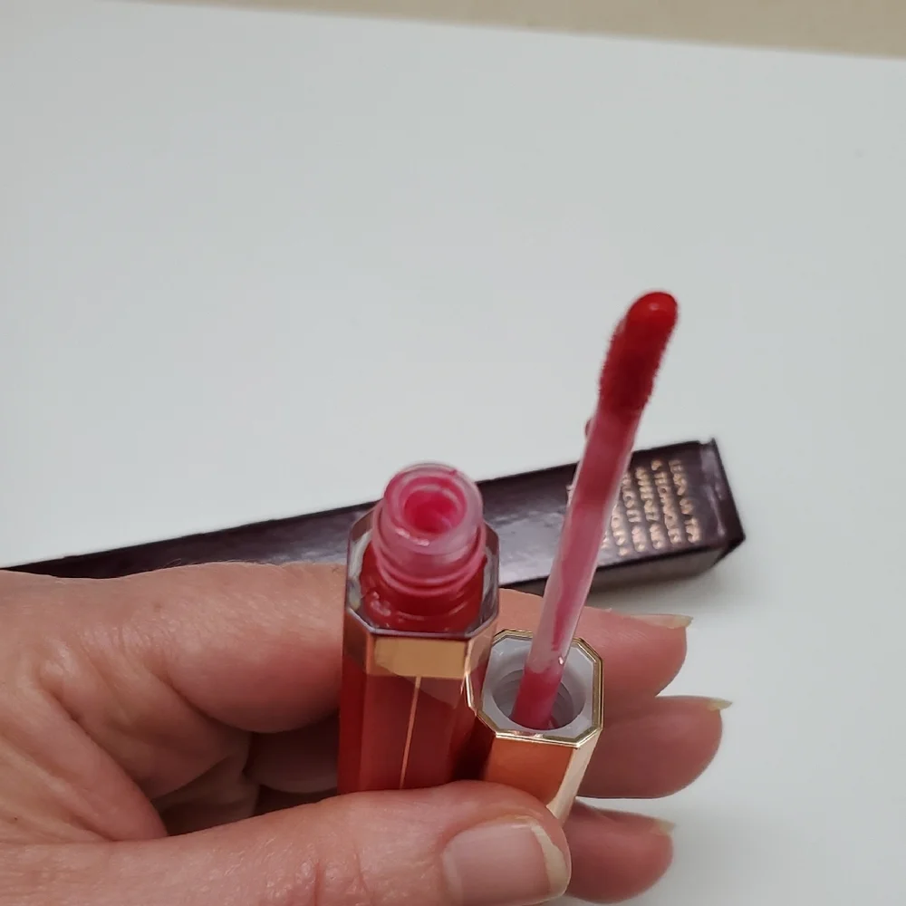 New Authentic Charlotte Tilbury Lip Lustre Luxe Colour-Lasting Lip Lacquer - Red